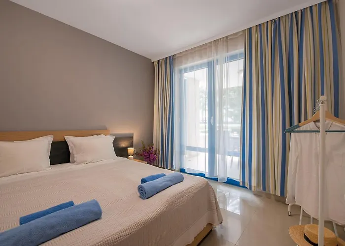 Excelsior Sunny Apartment