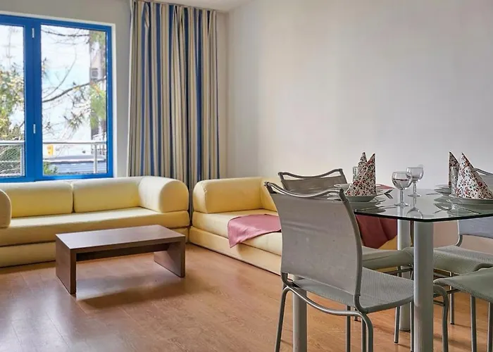 Excelsior Sunny Apartment