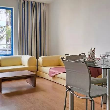 Excelsior Sunny Апартаменти