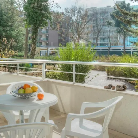 Excelsior Sunny Apartman *