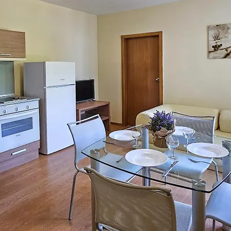 Excelsior Sunny Apartman Napospart