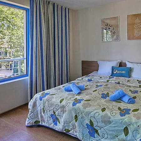 Excelsior Sunny Apartman Napospart