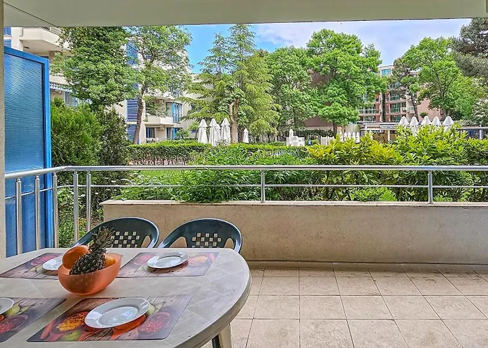 Excelsior Sunny Apartment