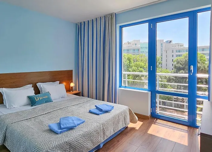 Excelsior Sunny Apartment