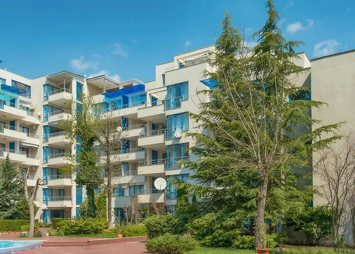 Excelsior Sunny Apartment