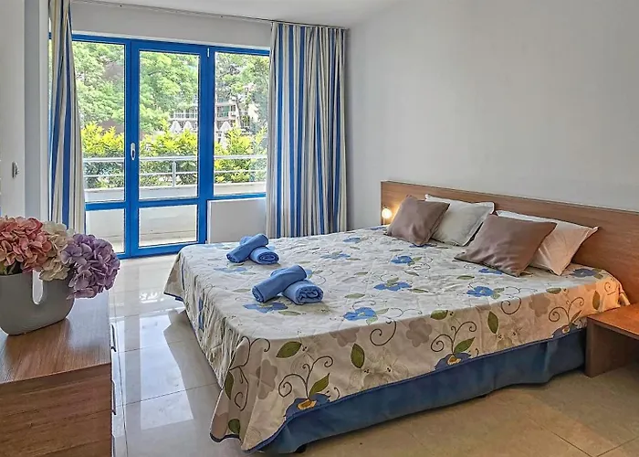 Апартамент Excelsior Sunny